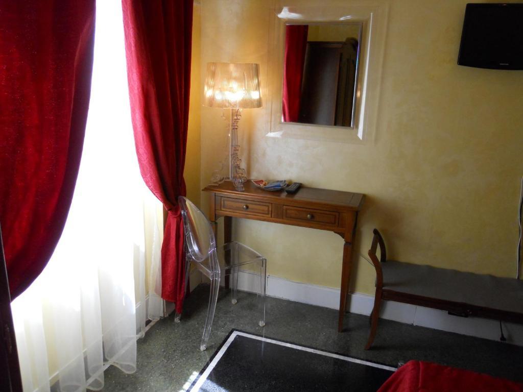 Locanda Villa Moderna Genoa Phòng bức ảnh
